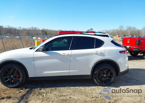 2019 Alfa Romeo Stelvio Rwd z USA, uszkodzony, nr VIN ZASPAJAN2K7C68996